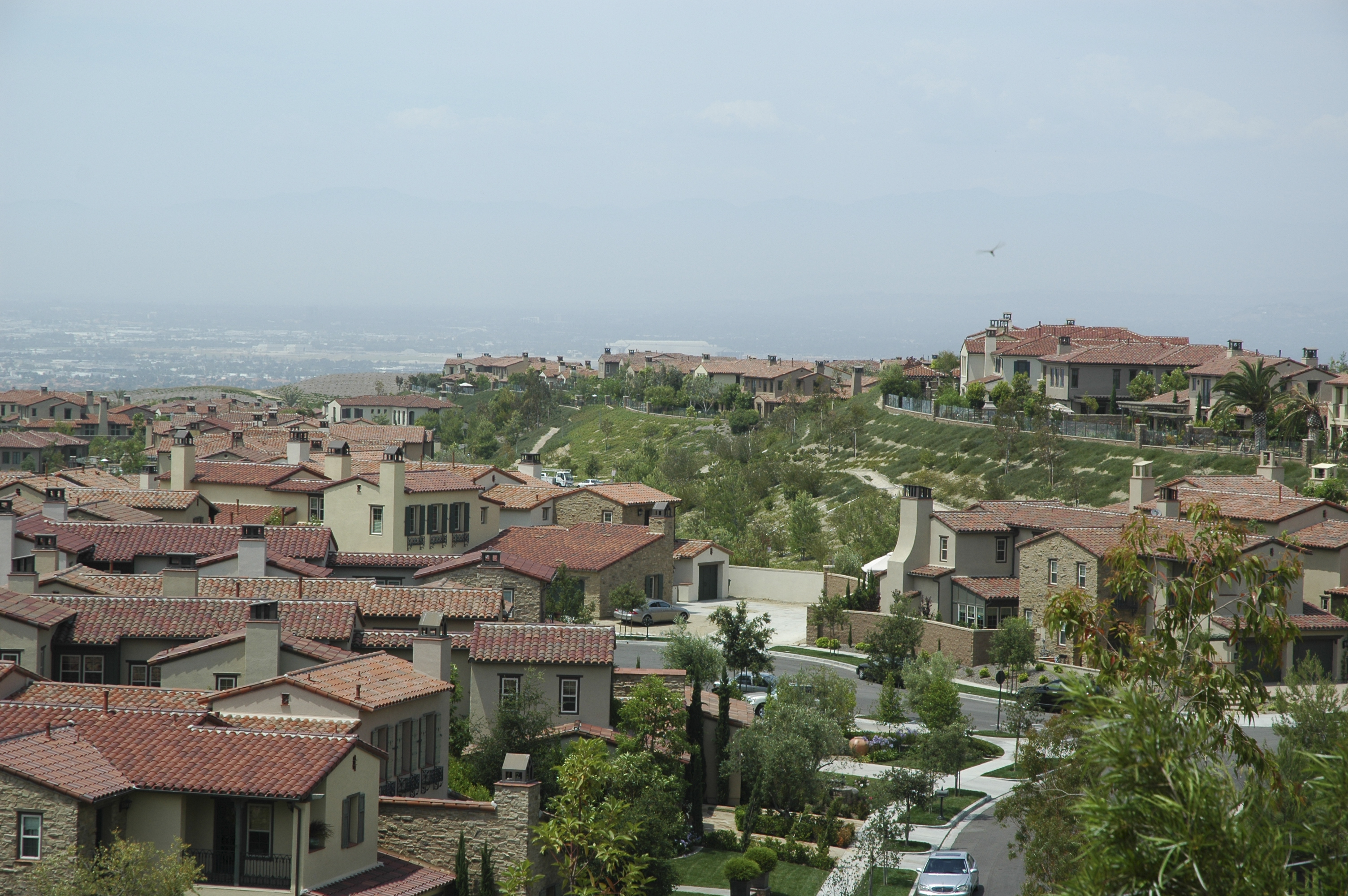 View of Turtle Ridge homes in Irvine / 尔湾 Turtle Ridge 住宅景观